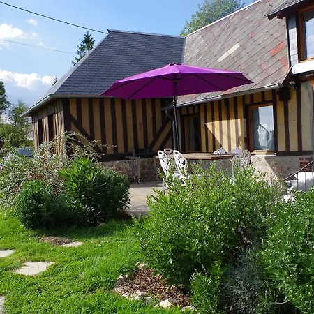 Holiday home Ndila Piscine Privee Fatouville-Grestain