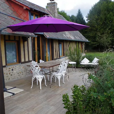 Nyaraló Ndila Piscine Privee